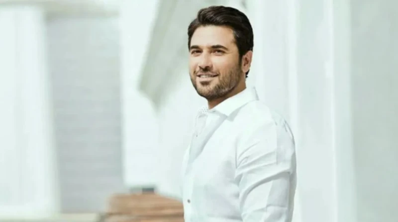 وقف تحضيرات الفيلم الجديد ل أحمد عز.. لهذا السبب يشارك الفنان أحمد عز، في بطولة فيلم موسم صيد الغزلان، المأخوذ عن رواية أحمد مراد، وإخراج أحمد