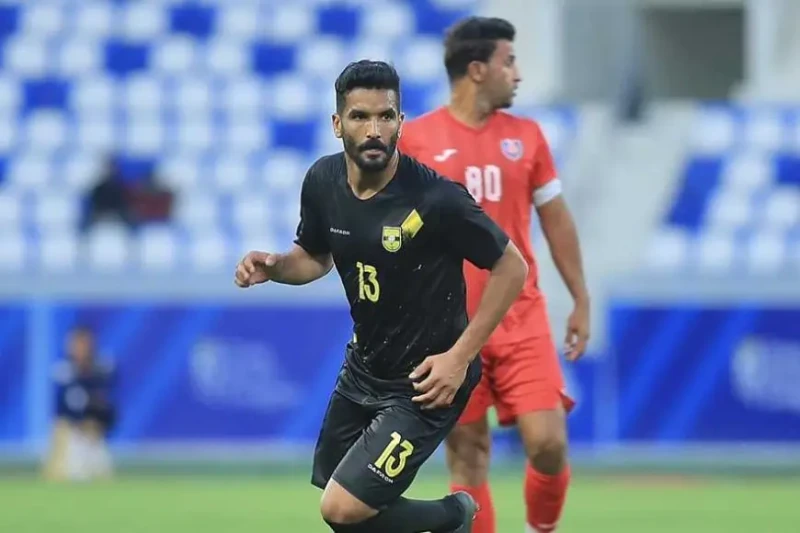 هيثم شعبان يكشف عن مفاجأة في إيقاف صالح جمعة 6 أشهر بالدوري العراقيكشف المدير الفني لفريق الكرخ العراقي، هيثم شعبان، عن تفاصيل إقناعه لصالح جمعة بالانضمام إليه في الدوري العراقي، و