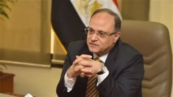 رئيس هيئة الدواء يستعرض جهود الدولة لمتابعة توافر الأدوية وضبط السوقعقد الدكتور علي الغمراوي، رئيس هيئة الدواءرئيس هيئة الدواء المصرية، مؤتمرا صحفيا