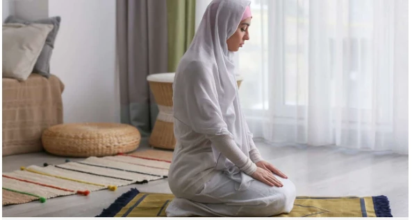 تعرف على تفسير رؤية الصلاة في المنام لابن سيرين رؤيه الصلاة في المنام، تعتبر رؤية الصلاة من الرؤى المحمودة والمبشرة بالخير والرزق والصلاح في الدين