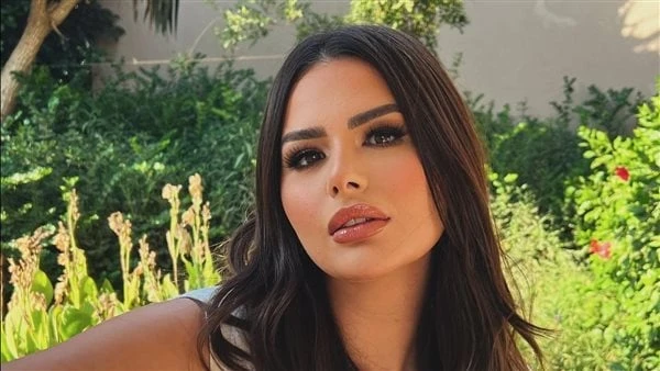 بعد شائعة طلاقها.. هنادي مهنا تخطف الأنظار بإطلالة لافتة شاهدنشرت الفنانة هنادي مهنا، صورة لها من خلال حسابها الشخصي بموقع التواصل الاجتماعي