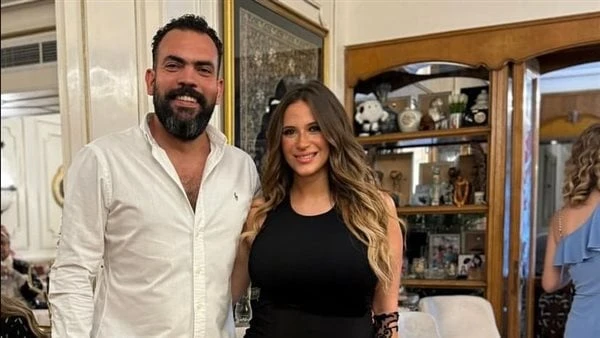 بعد الإجهاض في المرة الأولى.. خالد عليش يرزق بمولودة جديدة تفاصيل نشر الفنان خالد عليش تعليقا عبر حسابه على موقع التواصل الاجتماعي انستجرام يعلن فيه عن رزقه بمولوده الجديد .وعلق خا