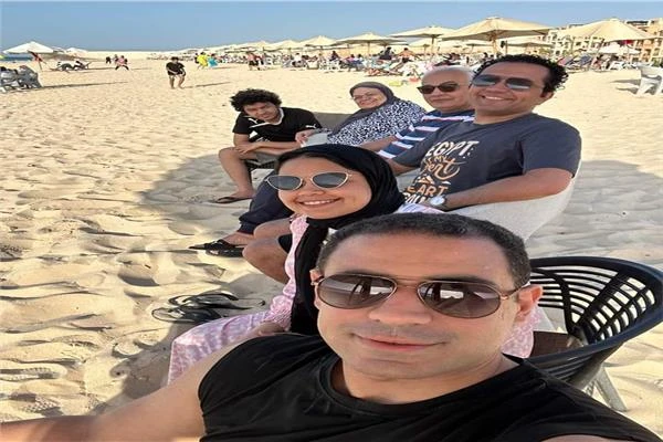 في أول ظهور.. وزير التعليم السابق يقضي عطلته الصيفية وسط عائلته متفرقات شاهد المقال التالي من صحافة مصر عن في أول ظهور وزير التعليم السابق يقضي عطلته