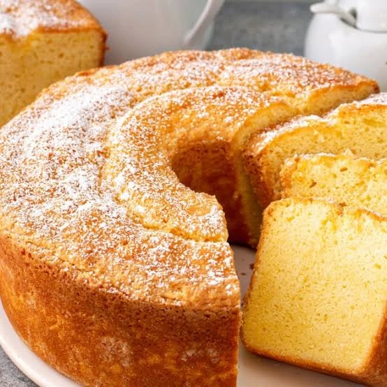 وصفة سهلة.. كيك الفانيليا والبرتقال.إذا كنت تبحث عن وصفة سهلة ولذيذة لتحضير كيك بالفانيليا والبرتقال، فإليك الوصفة التالية التي ستثير إعجابك وإعجاب