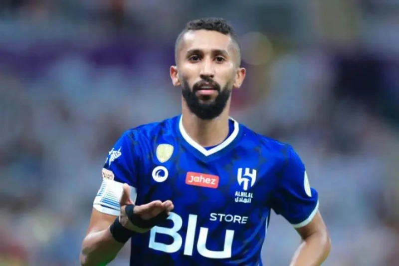 سلمان الفرج يقترب من الانتقال لنيوم ومزاملة أحمد حجازيسيرحب فريق نيوم بسلمان الفرج كقائد سابق للهلال، ومن المتوقع أن ينضم إليهم في الموسم القادم وفقا