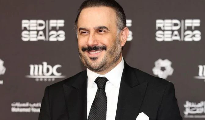 قصي خولي يكشف عن لوك شخصيته بعمله الجديد.. فيديو شوق النجم السوري قصي خولي جمهوره لمشروعه الفني الجديد، والذي فضل أن يتكتم على تفاصيله لحين إشعار آخر