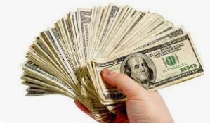 تفسير حلم الفلوس الكثيرة لابن سيرين وكبار العلماء تفسير حلم الفلوس الكثيرة قد يكون دليلا على العديد من المعاني المرتبطة بحياة الحالم، وذلك يتوقف على