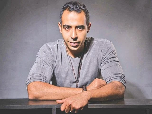 مستنيكم.. محمد عدوية يروج لحفله الغنائي في الساحل الشمالي (صورة) تعرف على التالي مستنيكم.. محمد عدوية يروج لحفله الغنائي في الساحل الشمالي (صورة)،