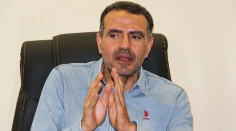 سبب وفاة نجل الفنان الراحل عزت العلايلي رحل عن عالمنا في الساعات الأولى من صباح اليوم الأحد، محمود عزت العلايلي، نجل الفنان الكبير عزت العلايلي، بعد