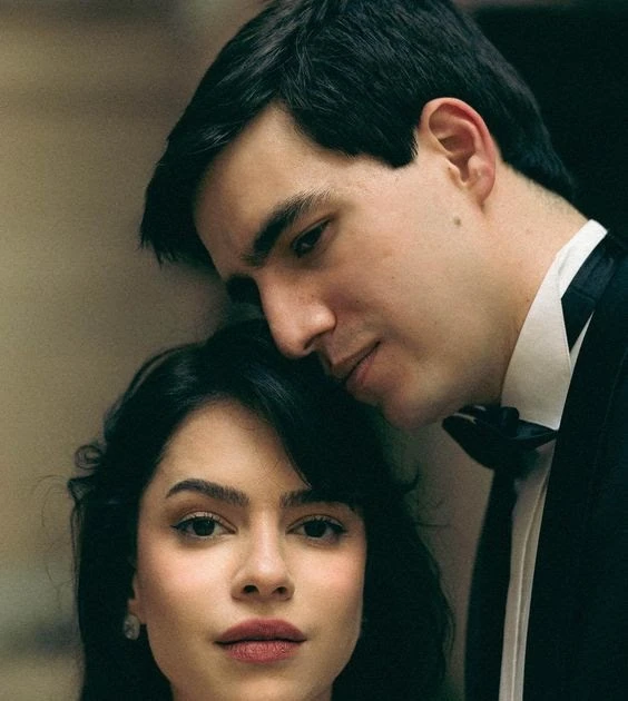 رواية اسرني المهيمن كاملة جميع الفصول بقلم بسمله بدوي يعني اي... انت انت بتقرب كدا ليه لاااا ابعد عني ابعد عنييي سييبني وفجأه بعدها عنها ببرود.... مسمعش صووتك فاااهمه صووتك ماايعلا