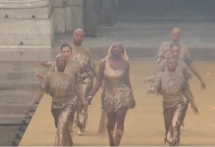 آية ناكامورا تشغل حفل افتتاح أولمبياد 2024 في باريس (فيديو) حفل افتتاح الأولمبياد 2024، يشهد العديد من المفاجآت غير المتوقعة للحضور؛ لتعكس صورة عن