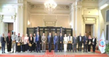 كتب أسامة عبدالحميد كرم الاستاذ الدكتور خالد عبد الغفار نائب رئيس مجلس الوزراء وزير الصحة والسكان الدكتور أسامة احمد بلبل وكيل وزارة الصحة بالغربية