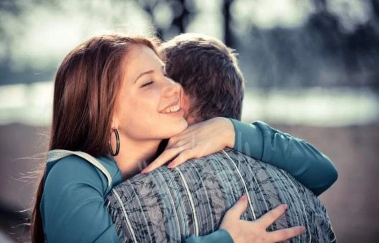 رواية ضي وتميم الفصل الثالث 3 بقلم ايمان ممدوح _ حضرتك موجهلي أنا الكلام ده! اجاب تميم ساخرا: لأ لاامي يابشمهندسة طرق بيده على الم انت جاية تهزري وانت عاملة مصيبة. أ يجب أن تتحمل ك