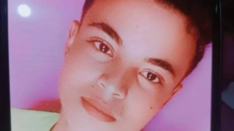 بعد غيابه 3 أيام.. انتشال جثمان طالب ثانوي من نيل الأقصر بعد 3 أيام من اختفائه، عثرت قوات الإنقاذ النهري في الأقصر، على جثمان طالب الثانوية العامة، غريقا بنهر النيل شمال خزان إسنا.