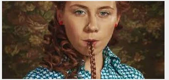 ما هو تفسير حلم إخراج الشعر من الفم لابن سيرين؟ تفسير حلم إخراج الشعر من الفم، يختلف هذا الحلم بالنسبة للرجل والمرأة ولكنه يسبب الكثير من التوتر