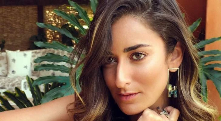 هل تعتزل أمينة خليل التمثيل من أجل فتى أحلامها؟ افاق عربية - كشفت الفنانة المصرية أمينة خليل، مدى تأثير عملها الفني على حياتها العاطفية، مشيرة إلى