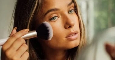 8 خطوات للحفاظ على مكياج يدوم طول اليوم.. لو مسافرة صد رد المرأة والمنوعات شاهد المقال التالي من صحافة مصر عن 8 خطوات للحفاظ على مكياج يدوم طول اليوم