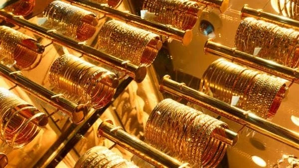 ترقب شديد.. أسعار الذهب اليوم الأربعاء في مصر شهدت أسعار الذهب اليوم الأربعاء 31-7-2024 هدوءا نسبيا على مستوى جميع الأعيرة الذهبية .ووتراجعت أمس الثلاثاء أسعار الذهب بالأسواق المحل