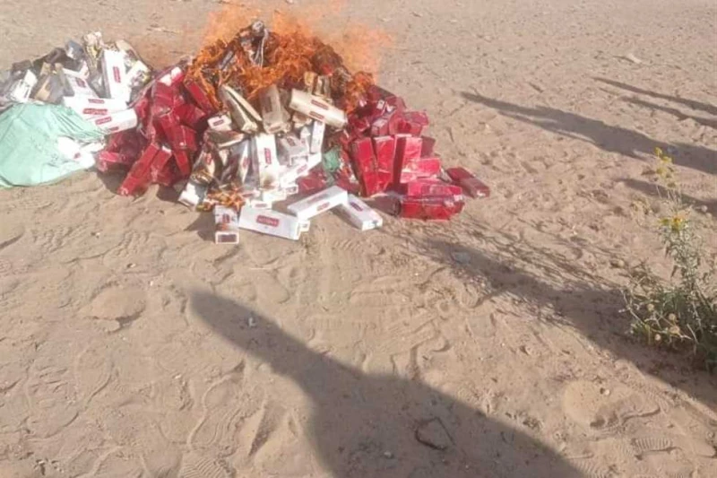 إعدام كمية من السجائر المسرطنة بشمال سيناء أعلنت مديرية الصحة بشمال سيناء عن إعدام كمية من المواد الغذائية التالفة والمنتهية الصلاحية والغير مطابقة