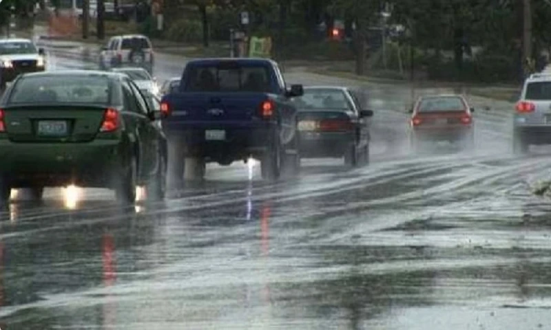 تحذيرات هامة من المرور لقائدي المركبات عند القيادة تحت الأمطارأصدرت منذ قليل الإدارة العامة للمرور بالمملكة العربية السعودية، بيان تحذيري هام لجميع