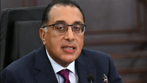 مدبولي: الدولة اتخذت كل ما يلزم من إجراءات للخروج من النفق المظلمعقد اليوم الدكتور مصطفى مدبولي، رئيس مجلس الوزراء، بمقر الحكومة بمدينة العلمين الجديدة، جلسة حوارية مطولة ضمت عددا 