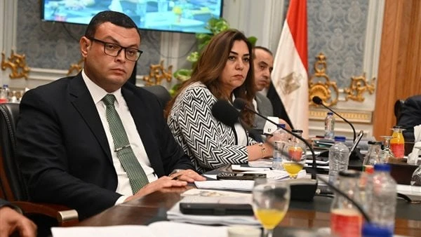 وزير الإسكان: تنفيذ مئات الآلاف من الوحدات.. وطرح آلاف قطع الأراضي السكنيةأكد المهندس شريف الشربيني، وزير الإسكان والمرافق والمجتمعات العمرانية، أن