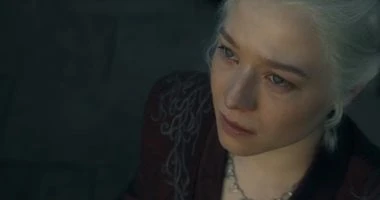 موت الأميرة رينيس يلقى بظلاله على خامس حلقات 2 تعرف على التالي موت الأميرة رينيس يلقى بظلاله على خامس حلقات 2، بدأت أحداث الحلقة الخامسة من الموسم الثانى ل مسلسل ، والتي طرحت منذ س