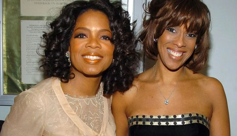 أوبرا وينفري تجيب أخيرا عن إشاعة مثليتها مع غايل كينغ (فيديو)تناولت أوبرا وينفري وغايل كينغ إشاعات قديمة حول طبيعة علاقتهما الممتدة منذ أكثر من 50