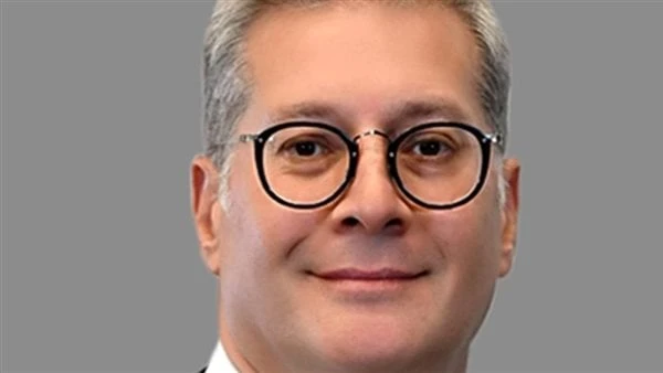 وزير البترول يفتتح غدا أعمال منتدي مصر للتعدين في نسخته الثالثة يفتتح المهندس كريم بدوى وزير البترول والثروة المعدنية غدا الثلاثاء أعمال منتدي مصر