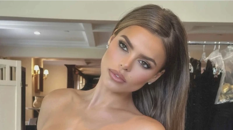 بعد علاقتها بأمير يوناني.. اللبنانية بروكس نادر تواعد هذا اللاعب افاق عربية - دخلت عارضة الأزياء الأمريكية من أصول لبنانية بروكس نادر في علاقة عاطفية