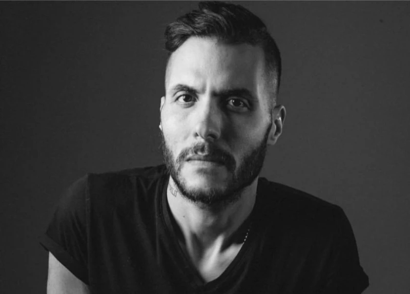 فصول وفيلم قصير: أمير عيد يتصدر ترند اليوتيوب ب روكسي شاهد المقال التالي من صحافة السعودية عن فصول وفيلم قصير أمير عيد يتصدر ترند اليوتيوب ب روكسي ،