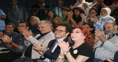 كتب - محمود الهندي قال الدكتور أحمد فؤاد هنو، وزير الثقافة: إن مصر غنية بشبابها المبدعين، وهم من يمثلون نبض الشارع المصري، ومن يدفعون الأمة إلى الأمام . جاء ذلك في كلمة وجهها لخريج