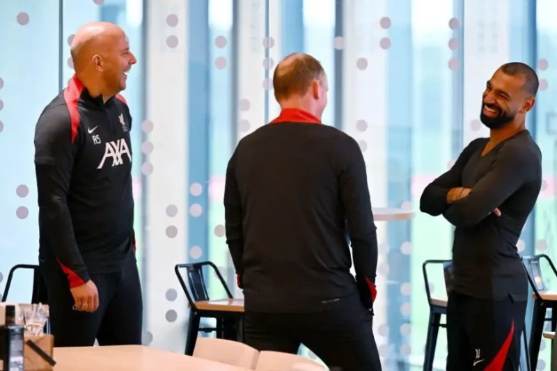 سلوت: محمد صلاح حظى بفترة إعداد مثالية للموسم الجديدأكد آرني سلوت، المدير الفني الجديد لفريق ليفربول، أن محمد صلاح، نجم الريدز، استعد بشكل مثالي لبداية الموسم الجديد.تحدث آرني سلوت