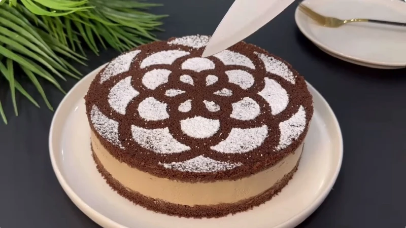 في الجو الحر اعملي كيكة القهوة الباردة في 10 دقائق بأقل مكوناتطريقة عمل كيكة القهوة الباردة مناسبة كثيرا في الصيف والآجواء الحارة لأنها تؤكل باردة من