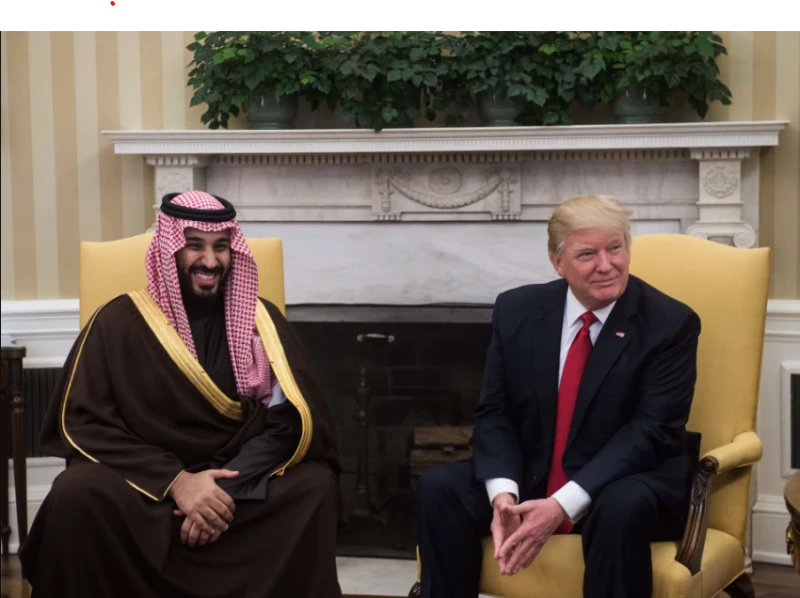 ماذا قال ترامب عن اتصاله بمحمد بن سلمان وأمن السعودية؟بتاريخ الأربعاء 17 يوليو 2024 قال الرئيس الأمريكي السابق دونالد ترامب إنه تحدث مع ولي العهد