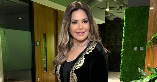 الفن صابرين متزوجة من محمود حميدة وتظهر بالنقاب فى فيلم الملحد أفاق عربيةأفاق عربية الفن نتحدث اليوم حول صابرين متزوجة من محمود حميدة وتظهر بالنقاب فى فيلم الملحد والذي يثير الكثير