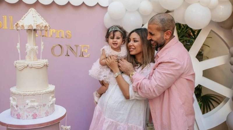 بسبب ابنتها.. طليقة أحمد سعد تشكو متابعة مجهولة كشفت مصممة الأزياء علياء بسيوني، تقدمها ببلاغ للشرطة ضد إحدى متابعاتها على حسابها الشخصي على موقع أنستجرام.واتهمت المتابعة، طليقة ال