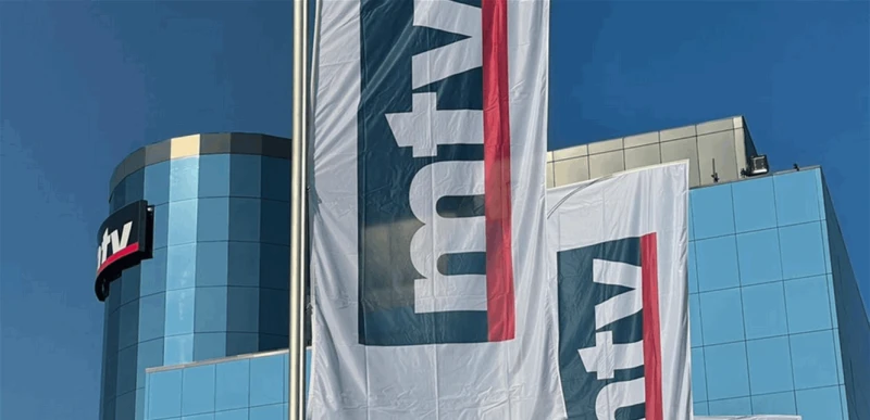 فنون ومشاهير: قبل أيام من دخولها القفص الذهبي.. مذيعة ال تحتفل بوداع العزوبية (صور) شاهد المقال التالي من صحافة لبنان عن قبل أيام من دخولها القفص