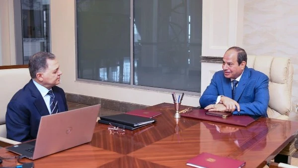 الرئيس السيسي يجتمع مع اللواء محمود توفيق وزير الداخلية اجتمع الرئيس عبد الفتاح السيسي اليوم مع اللواء محمود توفيق وزير الداخلية، وذلك بحسب ما أفاد