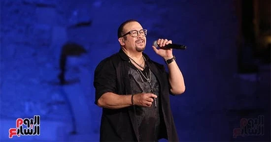 الفن هشام عباس لالعالم علمين: سنقدم أغانى مفرحة مع نجوم التسعينيات بالمهرجان أفاق عربيةأفاق عربية الفن نتحدث اليوم حول هشام عباس لالعالم علمين: سنقدم