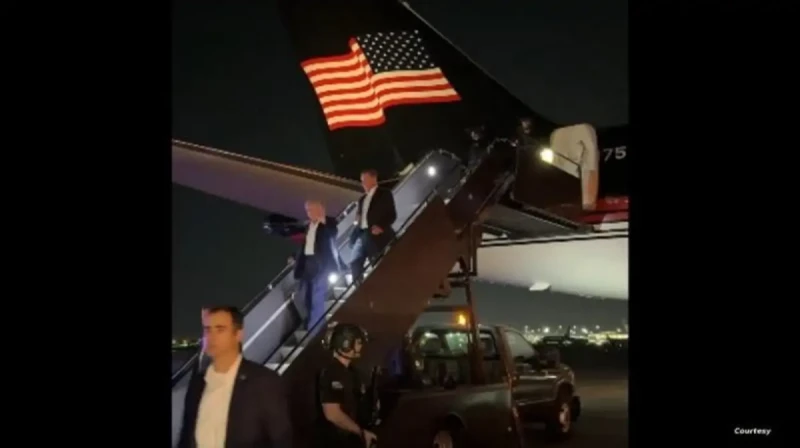 أول ظهور للرئيس الأسبق دونالد ترامب بعد نجاته من محاولة اغتيالأول ظهور للرئيس الأسبق دونالد ترامب بعد نجاته من محاولة اغتيال.. شوهد الرئيس الأمريكي