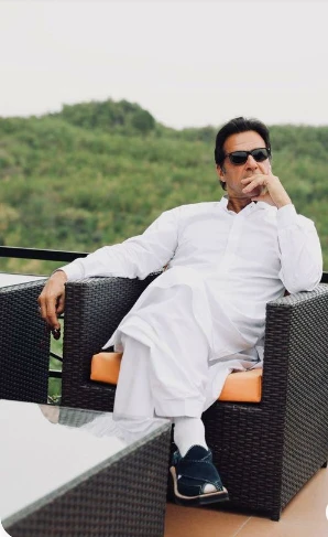 تفسير حلم رجل لابس ثوب ابيض لابن سيرين تفسير حلم رجل لابس ثوب ابيض يشير إلى عدة دلالات خاصة بحياة الحالم، وذلك يتحدد بشكل دقيق وفقا لأحداث المنام،