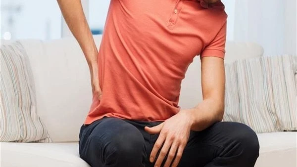 أسباب صادمة وراء الإصابة بالتهاب المسالك البولية.. النساء أكثر عرضة له من الرجاليعتبر التهاب المسالك البولية هو عدوى تصيب أي جزء من الجهاز البولي،