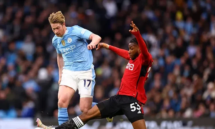 -الكشف عن حكم مباراة مانشستر سيتي ومانشستر يونايتد في الدرع الخيرية .. رياضة، الكشف عن حكم مباراة مانشستر سيتي ومانشستر يونايتد في الدرع