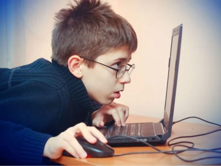 اعرف أنه أدمن الإنترنت جريدة افاق عربية أجابت الدكتورة منى طمان، الاستشارى الدولى فى تكنولوچيا التعليم وتطبيقات الذكاء الاصطناعى،على سؤال حول: ما هي