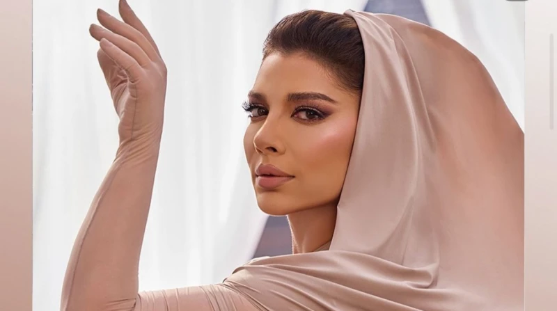 أصالة تطرح 5 أغاني من ألبومها الجديد ثم أنا أعلنت الفنانة أصالة نصري، عبر حسابها الرسمي بموقع تبادل الصور والفيديوهات إنستجرام، عن طرحه 5 أغاني من