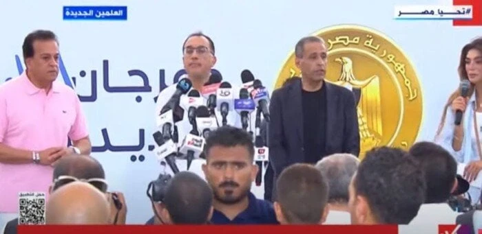 رئيس الوزراء يتفقد الوحدات الطبية المتنقلة بمدينة العلمين الجديدة الدكتور مصطفى مدبولي رئيس مجلس الوزراءتفقد الدكتور مصطفى مدبولي، رئيس مجلس الوزراء،