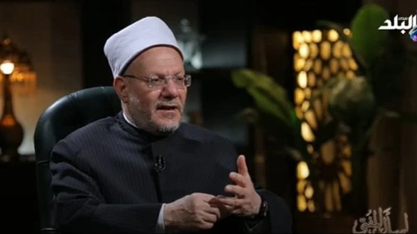 مطار القاهرة يبدأ في استقبال الوفود المشاركة في المؤتمر العالمي التاسع للإفتاءشهد مطار القاهرة الدولي، منذ الساعات الأولى من صباح اليوم السبت، توافد كبار العلماء والوزراء وممثلي مؤ