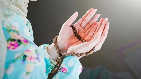 دعاء يوم عاشوراء لقضاء الحاجة في دقائق.. احرص عليه طوال اليوم يبحث الكثيرون عن دعاء يوم عاشوراء لقضاء الحوائج ، ويستحب الإكثار من دعاء يوم عاشوراء،