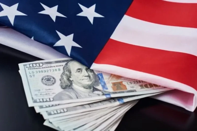 الاقتصاد الأمريكي يحقق نموا بنحو 2.8 خلال الربع الثاني من 2024توسع الاقتصاد الأمريكي بشكل مفاجئ في الربع الثاني من هذا العام، مما جعل المستثمرين